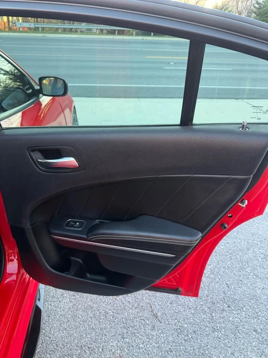 2016 Dodge Charger SRT & 392 7th Gen - Image 17 of 20