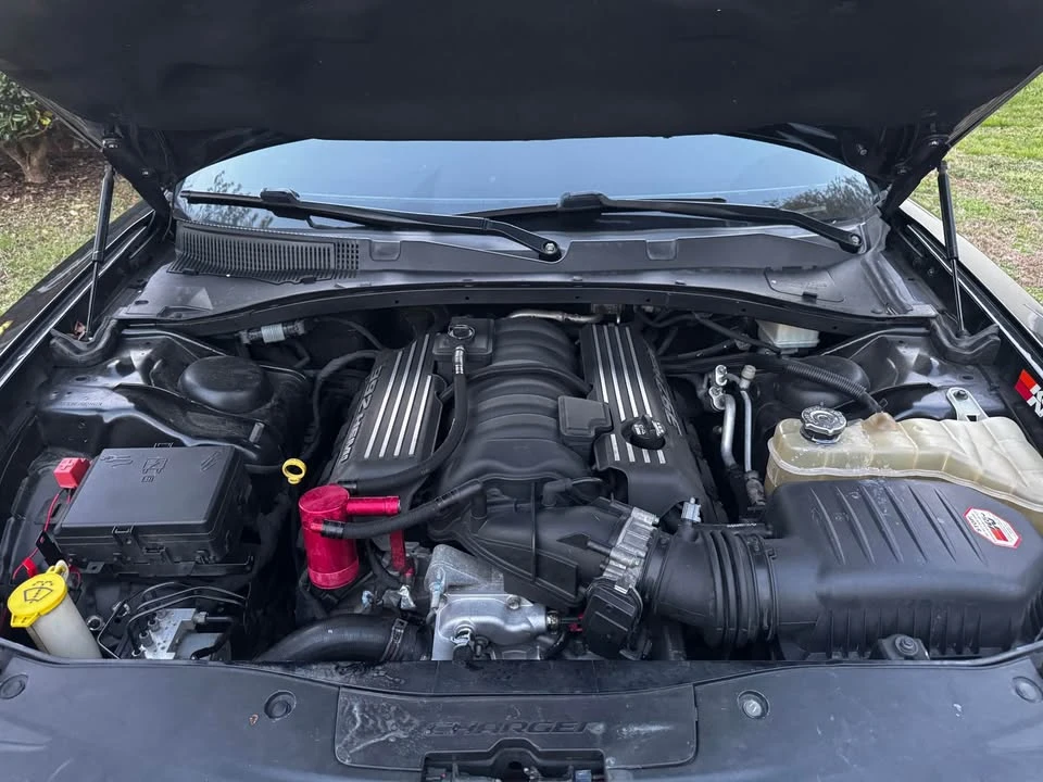 2016 Dodge Charger SRT & 392 7th Gen - Image 2 of 7