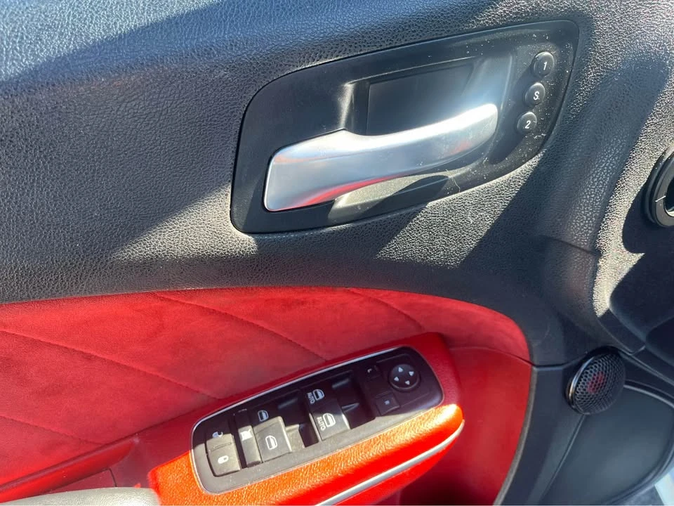 2016 Dodge Charger SRT & 392 7th Gen - Image 14 of 18