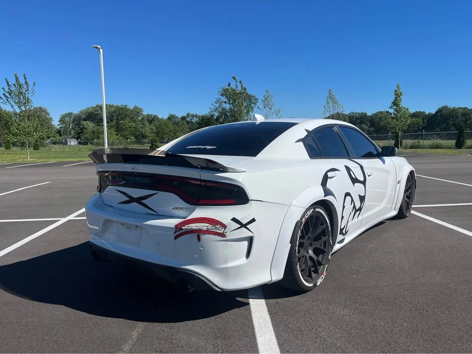 2016 Dodge Charger SRT & 392 7th Gen - Image 10 of 18