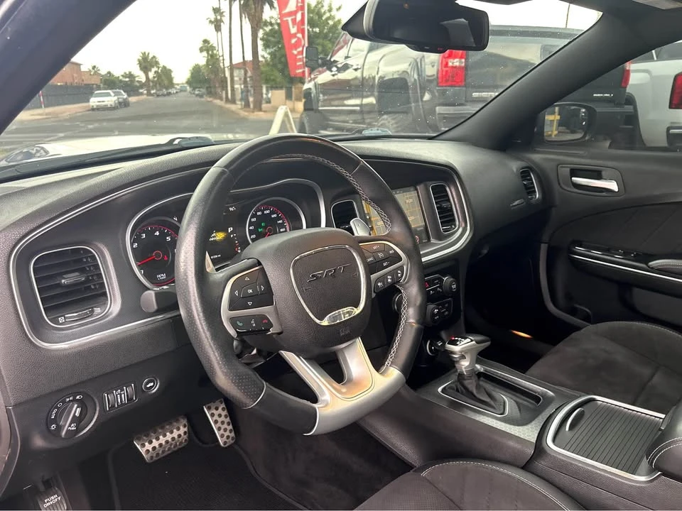 2016 Dodge Charger SRT & 392 7th Gen - Image 9 of 17