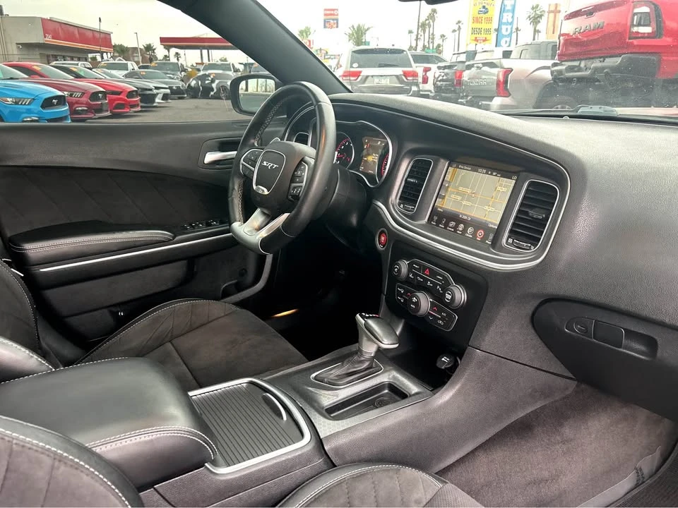 2016 Dodge Charger SRT & 392 7th Gen - Image 15 of 17