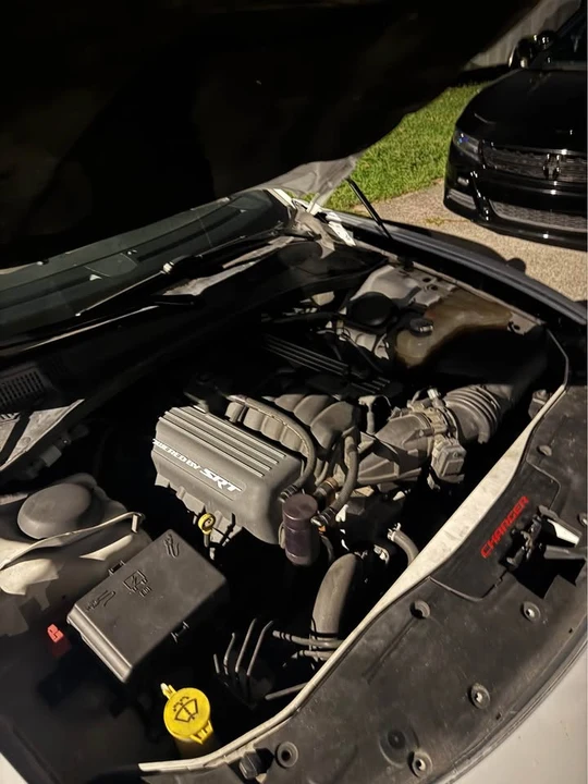 2016 Dodge Charger SRT & 392 7th Gen - Image 5 of 6