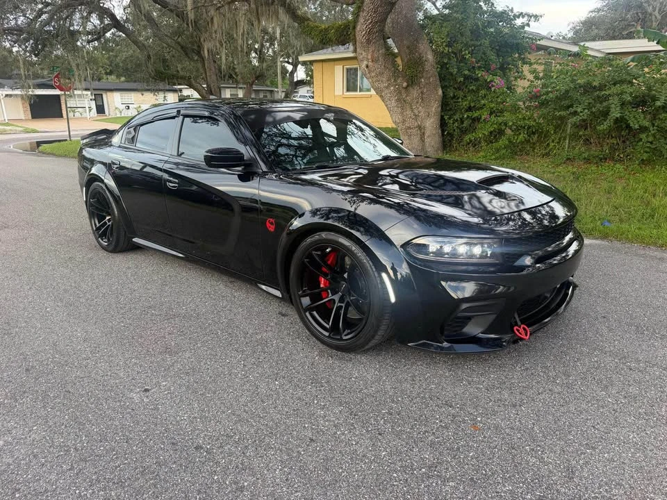 2016 Dodge Charger SRT & 392 7th Gen - Image 3 of 12