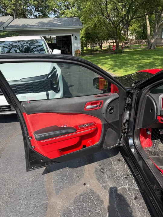 2016 Dodge Charger SRT & 392 7th Gen - Image 5 of 8