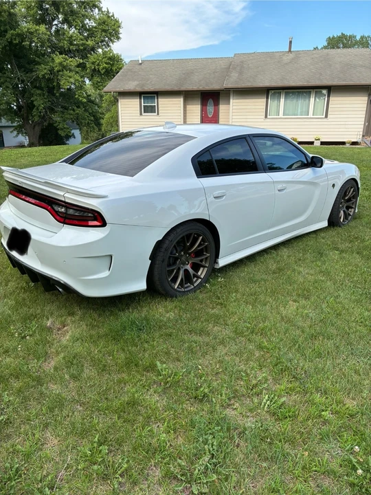 2016 Dodge Charger SRT Hellcat 7th Gen - Image 2 of 15
