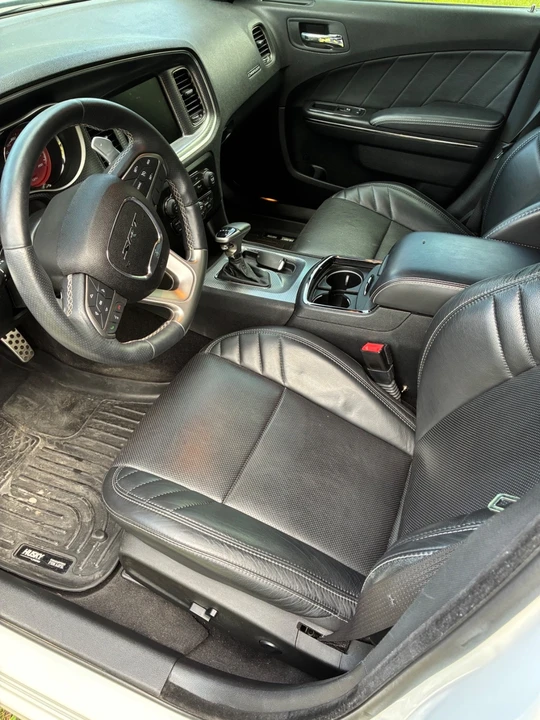 2016 Dodge Charger SRT Hellcat 7th Gen - Image 9 of 15