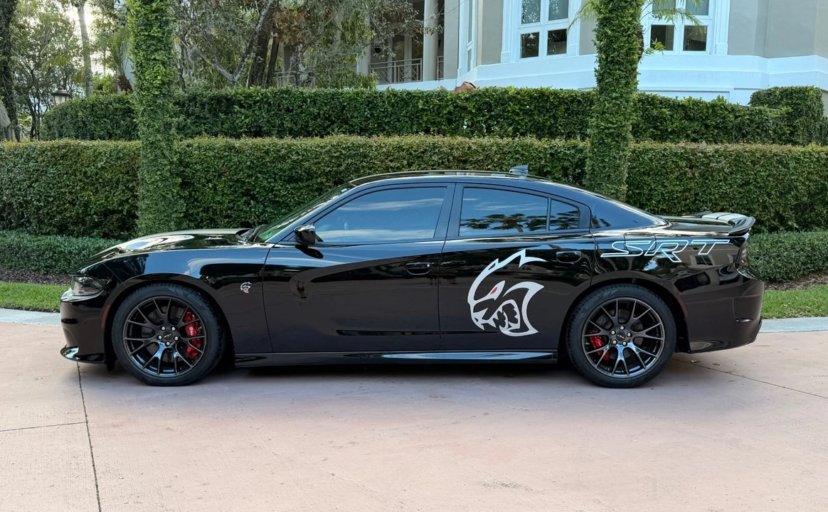 2016 Dodge Charger SRT Hellcat 7th Gen - Image 2 of 26