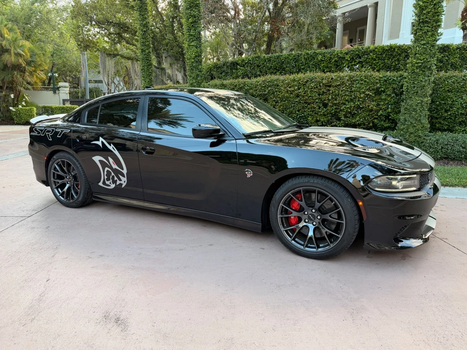 2016 Dodge Charger SRT Hellcat 7th Gen - Image 10 of 26