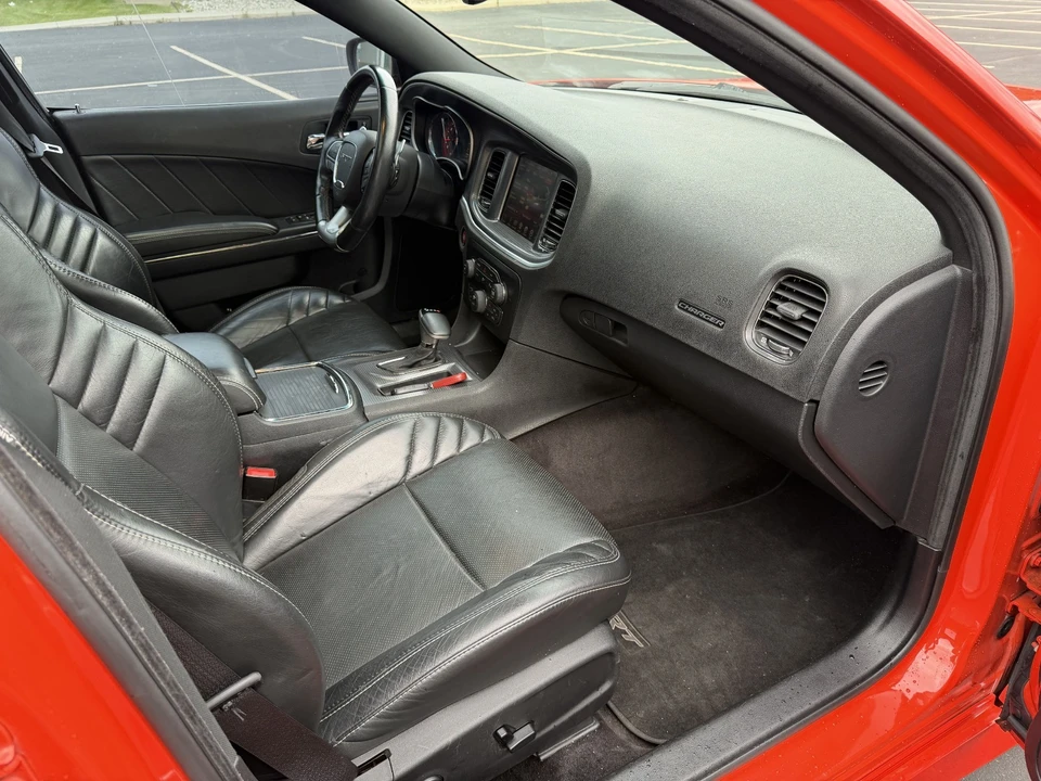 2016 Dodge Charger SRT Hellcat 7th Gen - Image 16 of 24