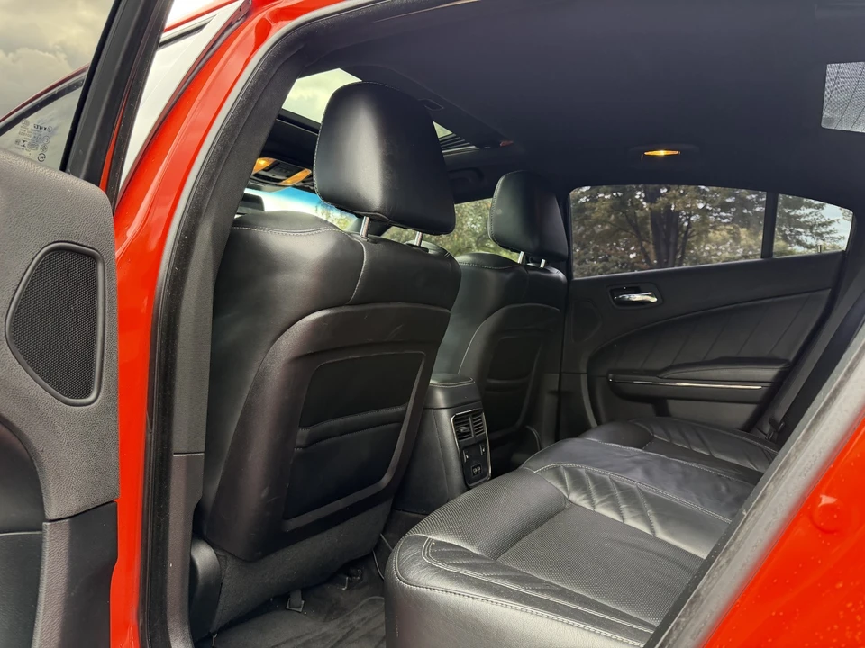 2016 Dodge Charger SRT Hellcat 7th Gen - Image 21 of 24