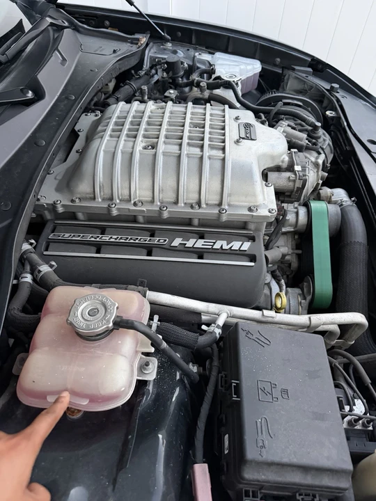 2016 Dodge Charger SRT Hellcat 7th Gen - Image 3 of 11