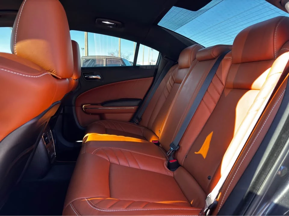2016 Dodge Charger SRT Hellcat 7th Gen - Image 9 of 19