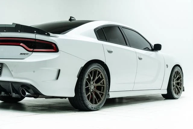 2016 Dodge Charger SRT Hellcat 7th Gen - Image 9 of 20