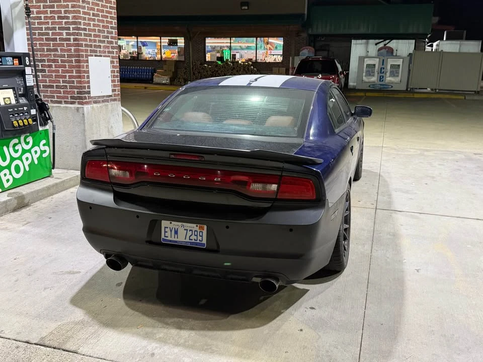 2016 Dodge Charger SRT Hellcat 7th Gen - Image 7 of 8