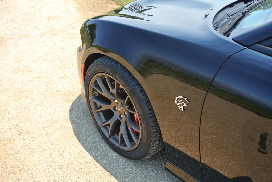 2016 Dodge Charger SRT Hellcat 7th Gen - Image 27 of 31