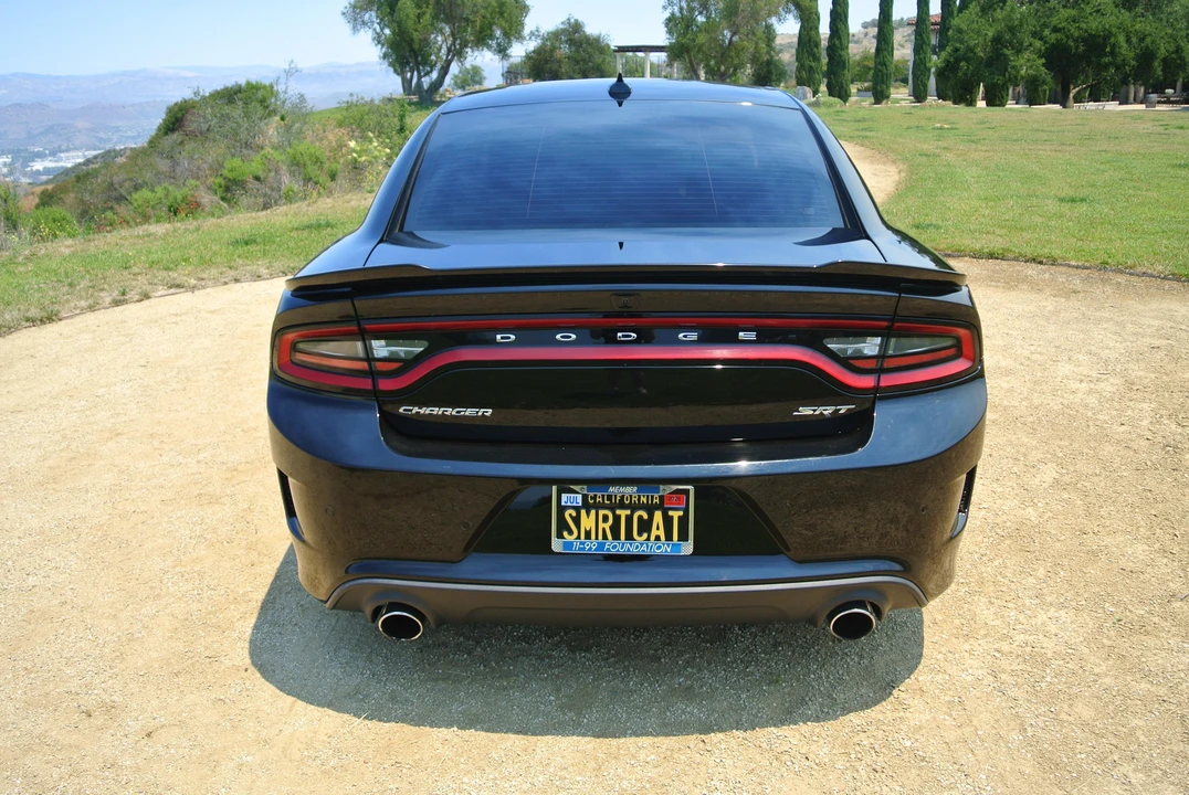 2016 Dodge Charger SRT Hellcat 7th Gen - Image 13 of 31