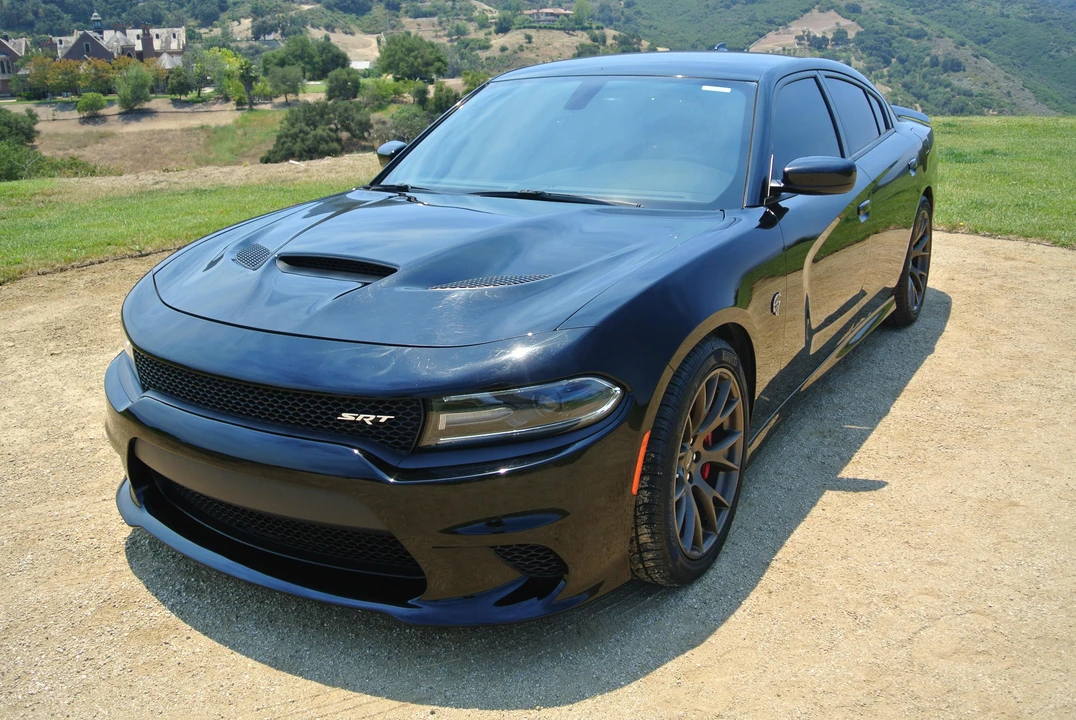 2016 Dodge Charger SRT Hellcat 7th Gen - Image 7 of 31