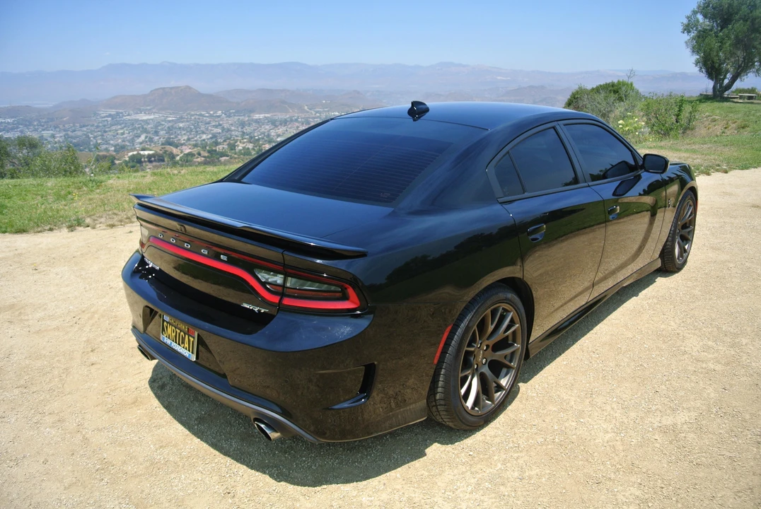 2016 Dodge Charger SRT Hellcat 7th Gen - Image 15 of 31