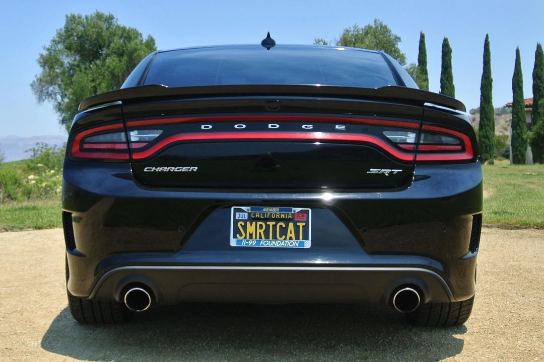 2016 Dodge Charger SRT Hellcat 7th Gen - Image 5 of 31