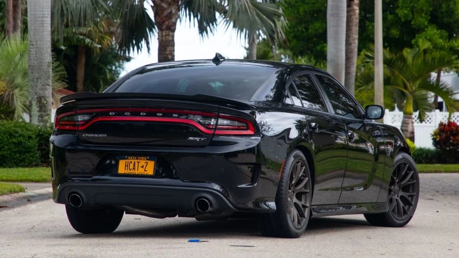 2016 Dodge Charger SRT Hellcat 7th Gen - Image 3 of 12
