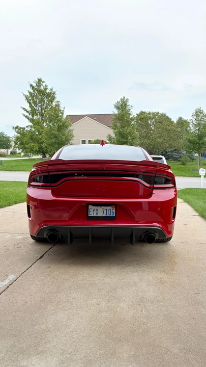 2016 Dodge Charger SRT Hellcat 7th Gen - Image 8 of 31