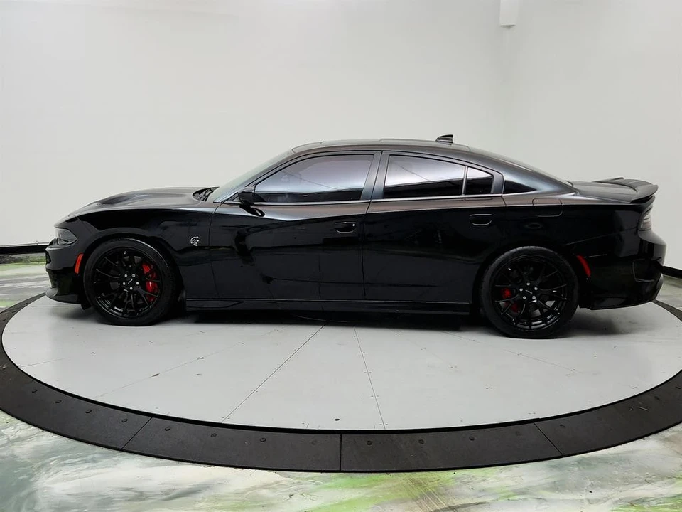 2016 Dodge Charger SRT Hellcat 7th Gen - Image 8 of 12