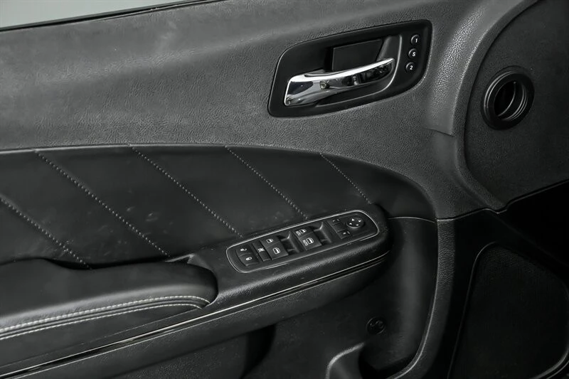 2016 Dodge Charger SRT Hellcat 7th Gen - Image 17 of 21