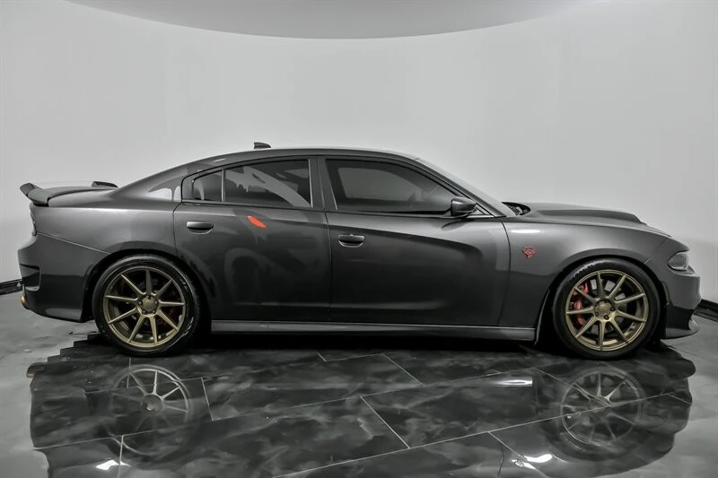 2016 Dodge Charger SRT Hellcat 7th Gen - Image 13 of 21