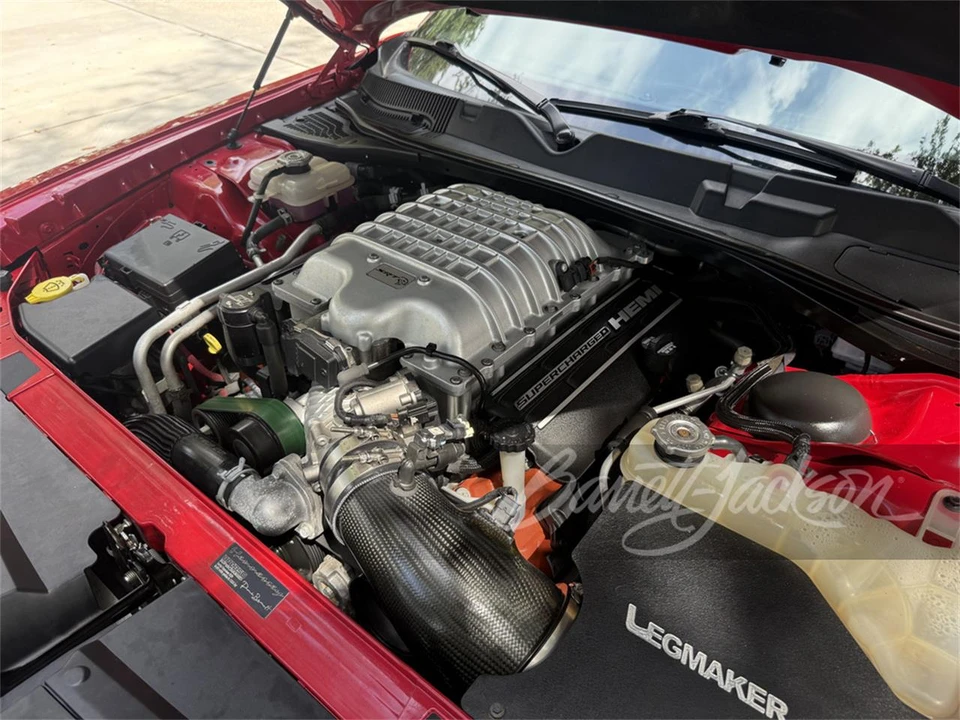 2016 Dodge Charger SRT Hellcat 7th Gen - Image 5 of 6