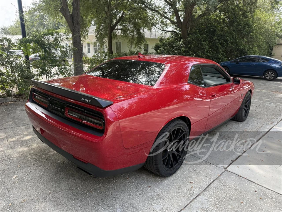 2016 Dodge Charger SRT Hellcat 7th Gen - Image 3 of 6