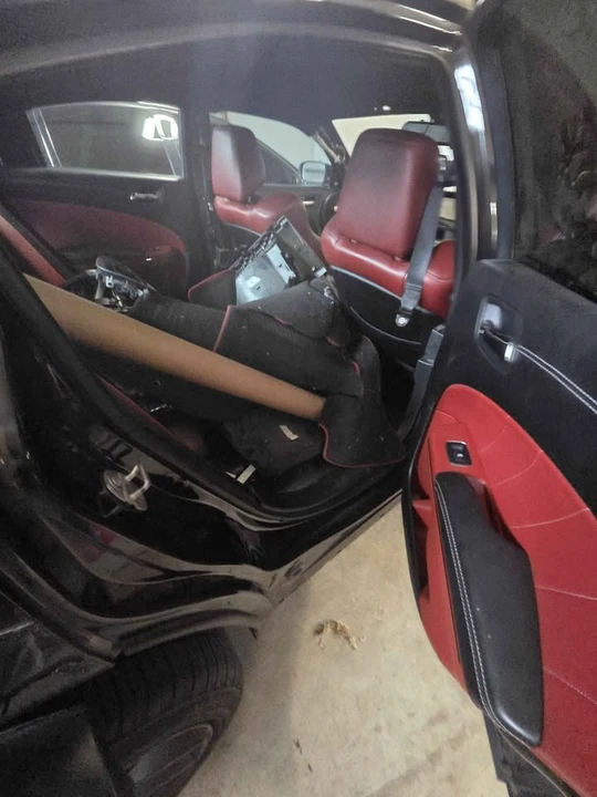 2016 Dodge Charger SRT Hellcat 7th Gen - Image 5 of 6