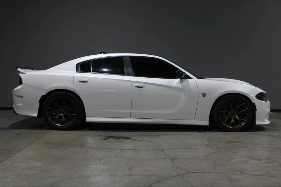 2016 Dodge Charger SRT Hellcat 7th Gen - Image 5 of 11
