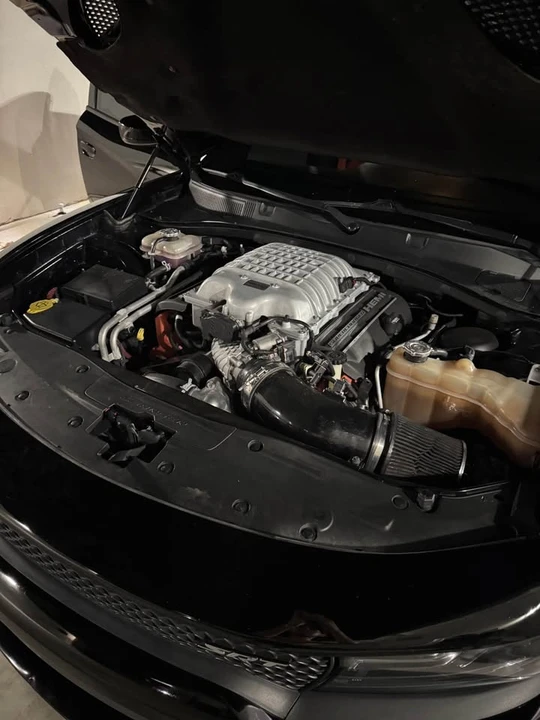 2016 Dodge Charger SRT Hellcat 7th Gen - Image 7 of 8