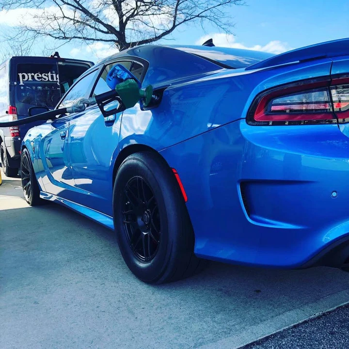 2016 Dodge Charger SRT Hellcat 7th Gen - Image 7 of 16