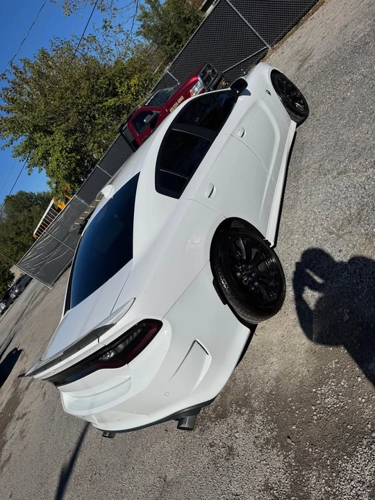 2016 Dodge Charger SRT Hellcat 7th Gen - Image 8 of 11