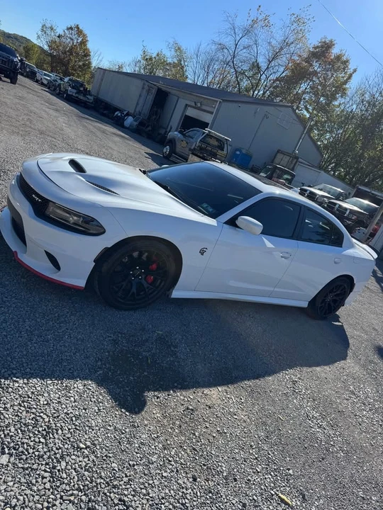 2016 Dodge Charger SRT Hellcat 7th Gen - Image 2 of 11