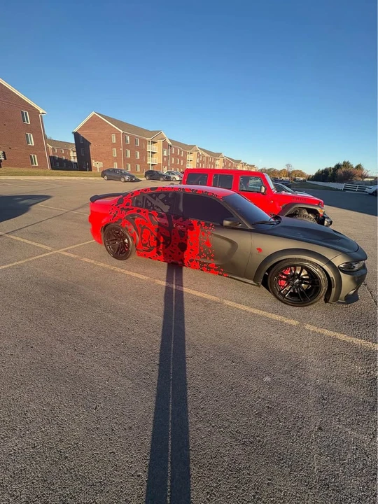 2016 Dodge Charger SRT Hellcat 7th Gen - Image 2 of 8