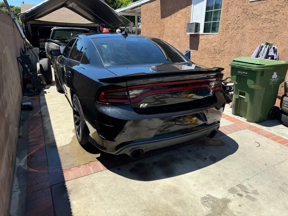 2016 Dodge Charger SRT Hellcat 7th Gen - Image 8 of 10