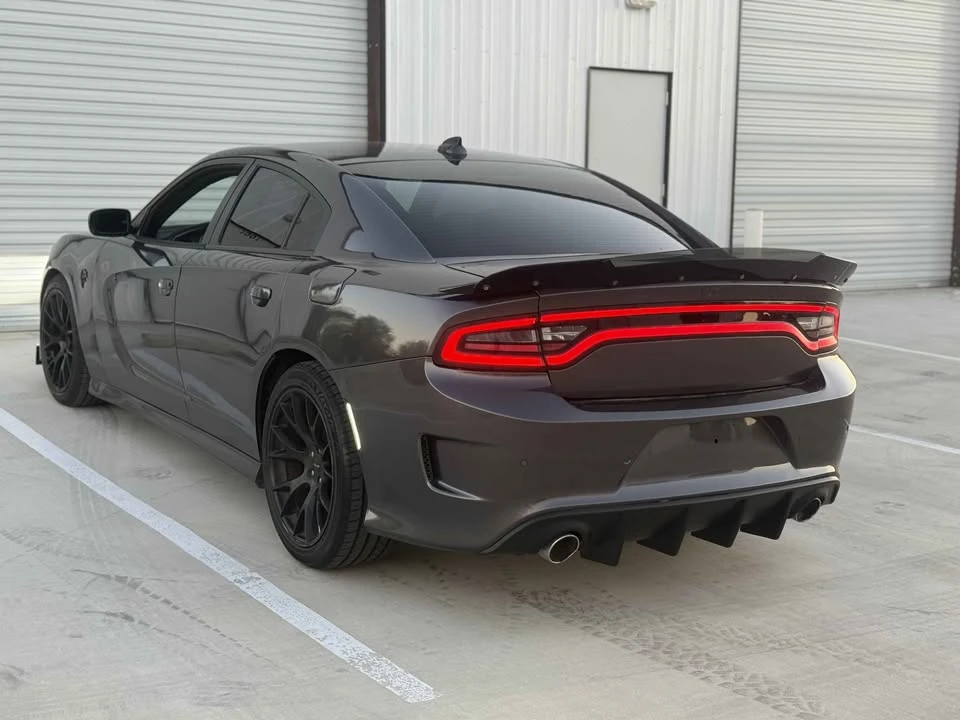 2016 Dodge Charger SRT Hellcat 7th Gen - Image 7 of 19