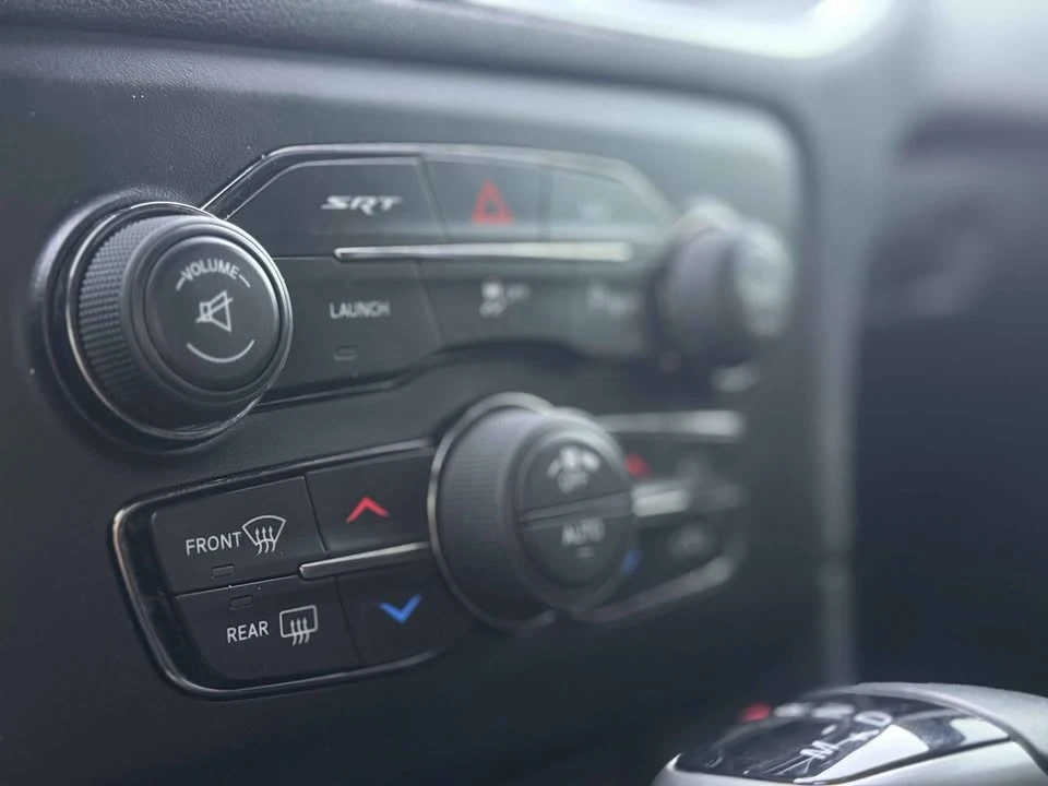 2016 Dodge Charger SRT Hellcat 7th Gen - Image 14 of 19