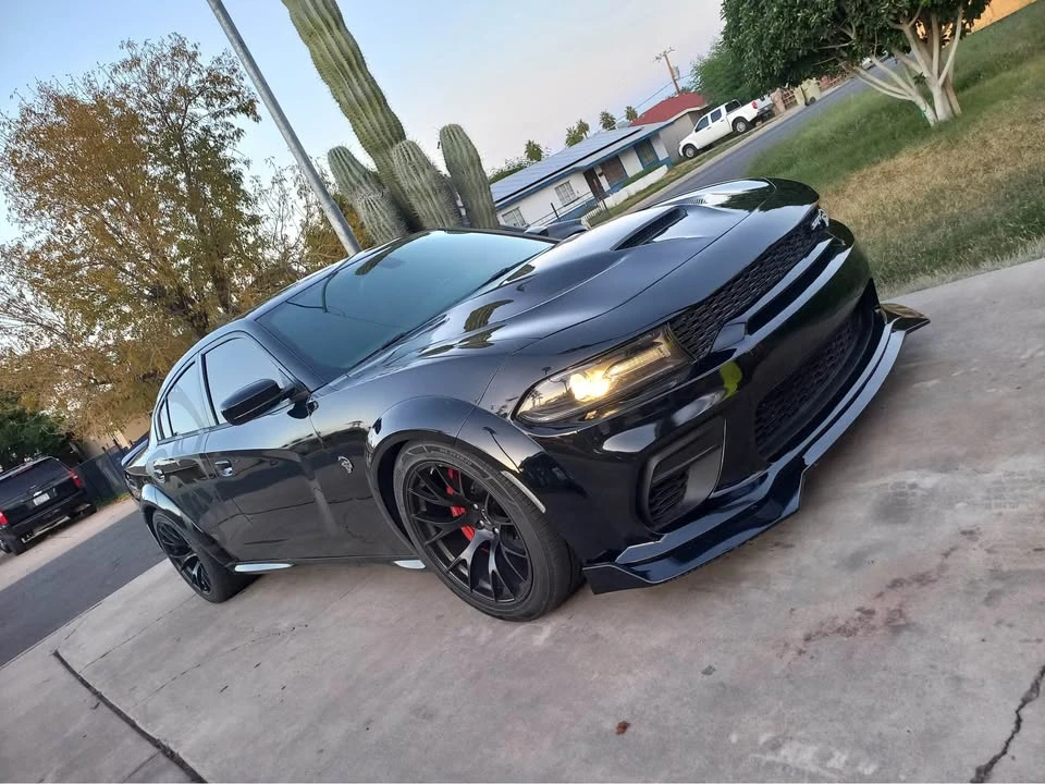 2016 Dodge Charger SRT Hellcat 7th Gen - Image 4 of 10