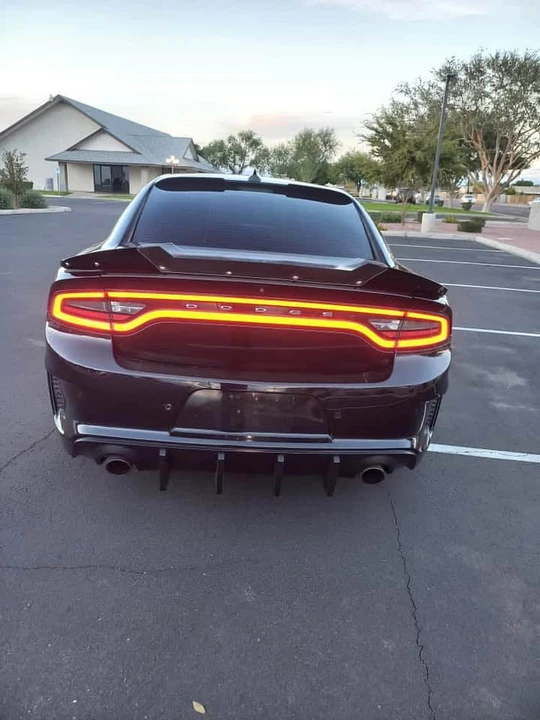 2016 Dodge Charger SRT Hellcat 7th Gen - Image 10 of 10