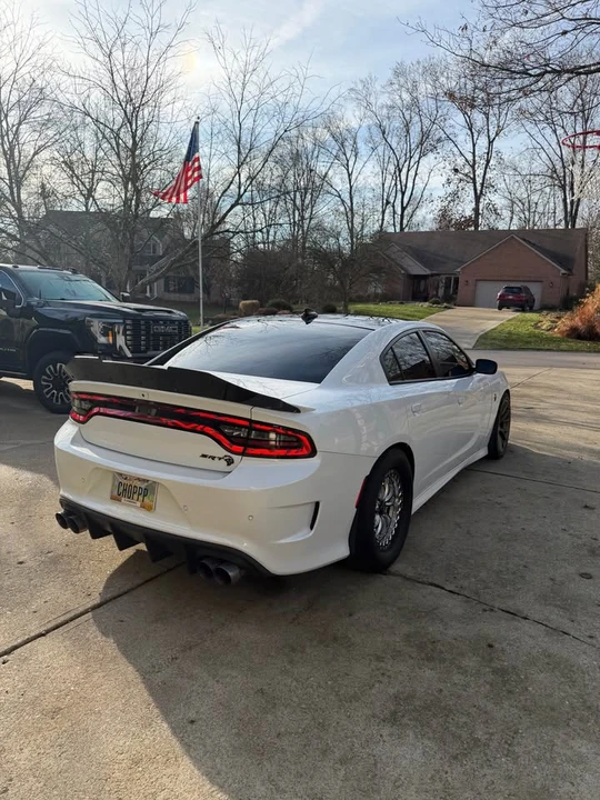 2016 Dodge Charger SRT Hellcat 7th Gen - Image 4 of 20