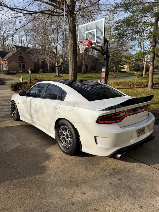 2016 Dodge Charger SRT Hellcat 7th Gen - Image 7 of 20