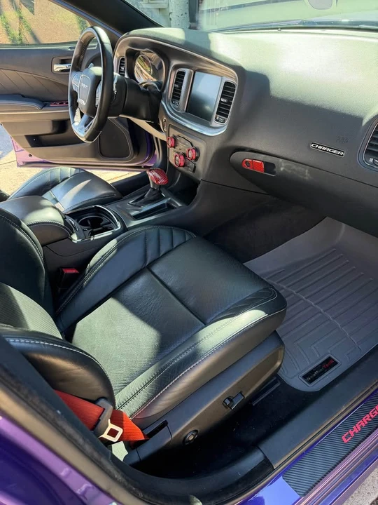 2016 Dodge Charger SRT Hellcat 7th Gen - Image 11 of 12