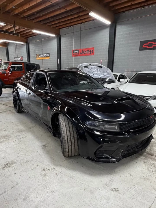 2016 Dodge Charger SRT Hellcat 7th Gen - Image 3 of 9
