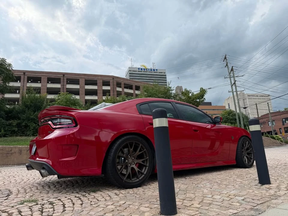 2016 Dodge Charger SRT Hellcat 7th Gen - Image 9 of 20