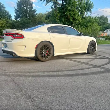 2016 Dodge Charger SRT Hellcat