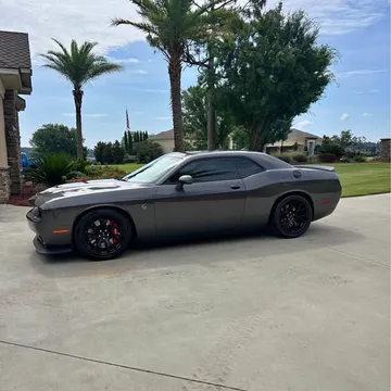 2016 Dodge Charger SRT Hellcat Sedan 4D